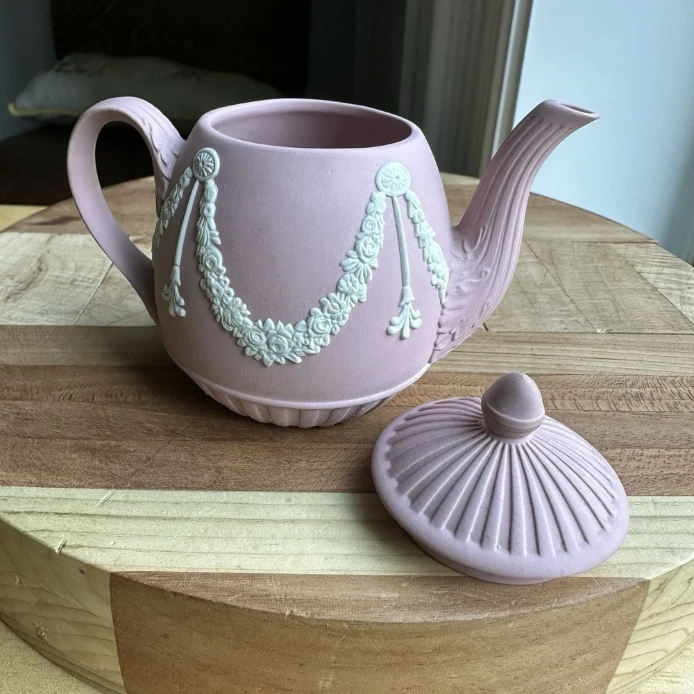 Wedgwood Pink White Jasperware Mini Teapot 3.6 Inch Lid Floral Classical Signed